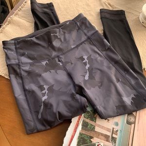 Lululemon black gray camo mesh leggings